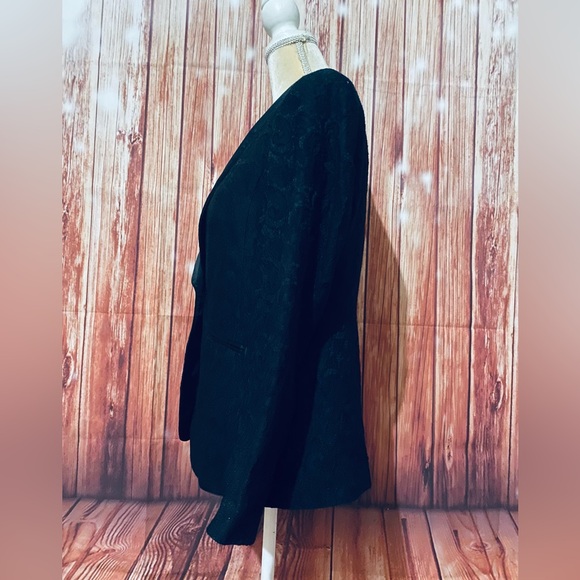 Women’s Size 8 Blazer Liz Claiborne Black Lace Textured Lined Soft Silky Trim - Picture 7 of 10